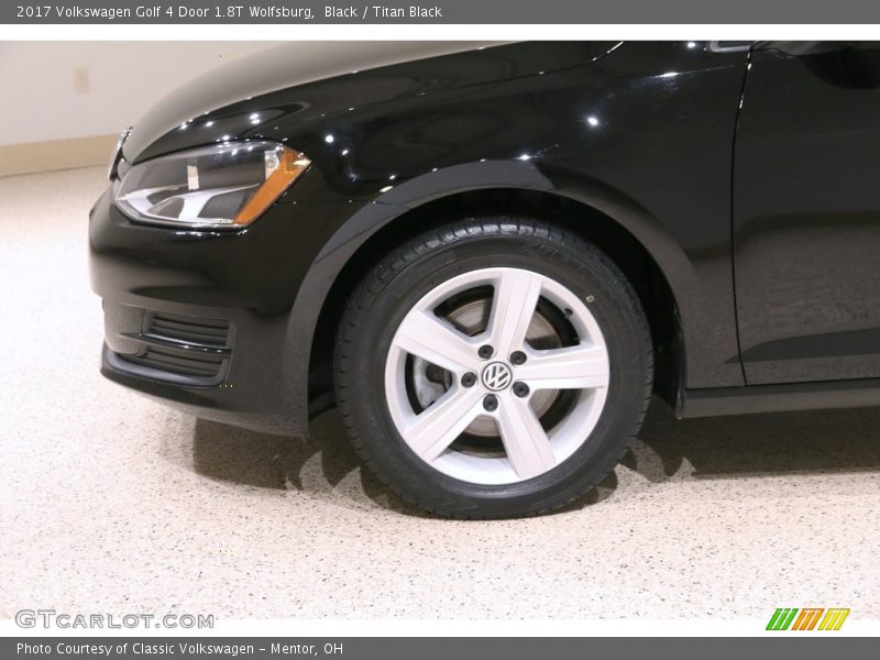 Black / Titan Black 2017 Volkswagen Golf 4 Door 1.8T Wolfsburg