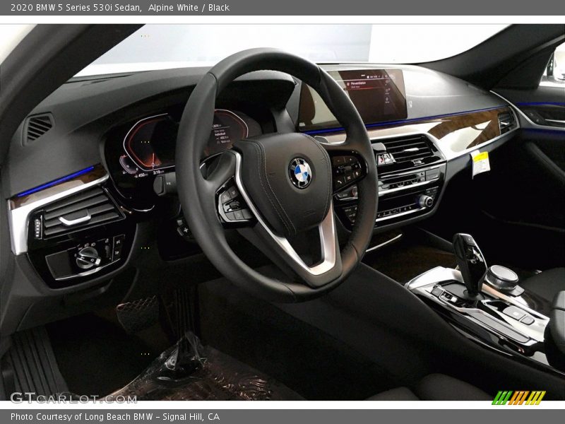Alpine White / Black 2020 BMW 5 Series 530i Sedan