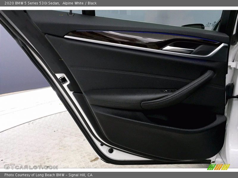 Alpine White / Black 2020 BMW 5 Series 530i Sedan