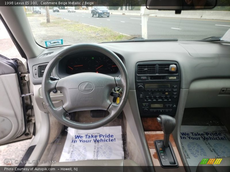 Cashmere Beige Metallic / Beige 1998 Lexus ES 300