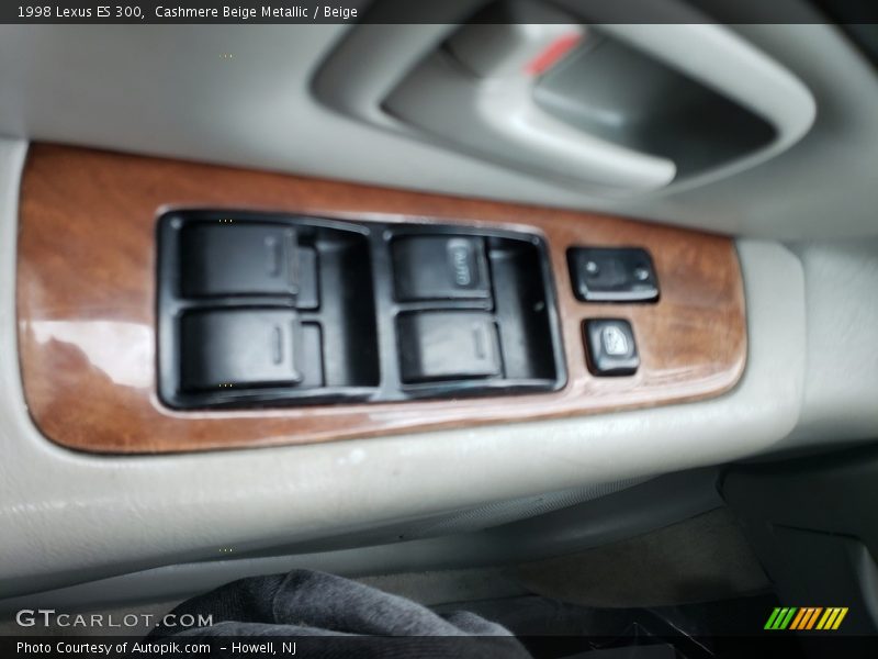Cashmere Beige Metallic / Beige 1998 Lexus ES 300