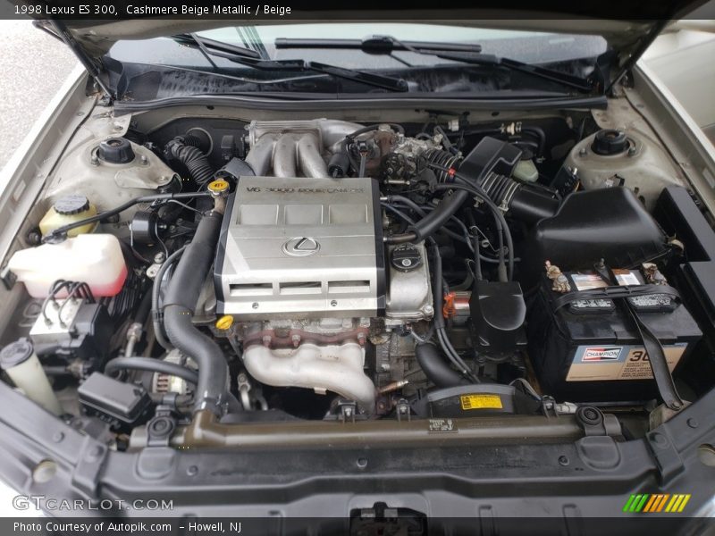 Cashmere Beige Metallic / Beige 1998 Lexus ES 300