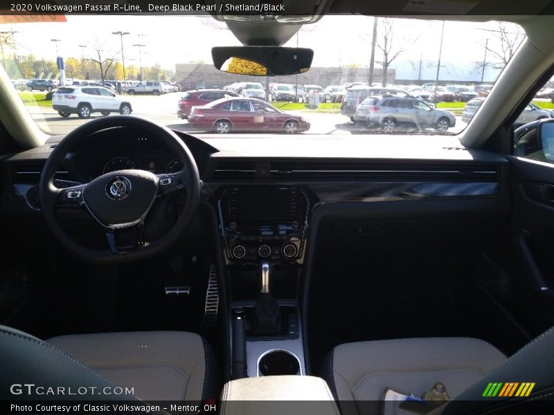 Deep Black Pearl / Shetland/Black 2020 Volkswagen Passat R-Line