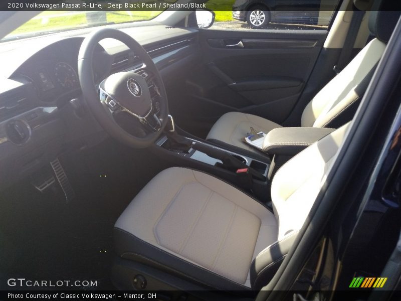Deep Black Pearl / Shetland/Black 2020 Volkswagen Passat R-Line