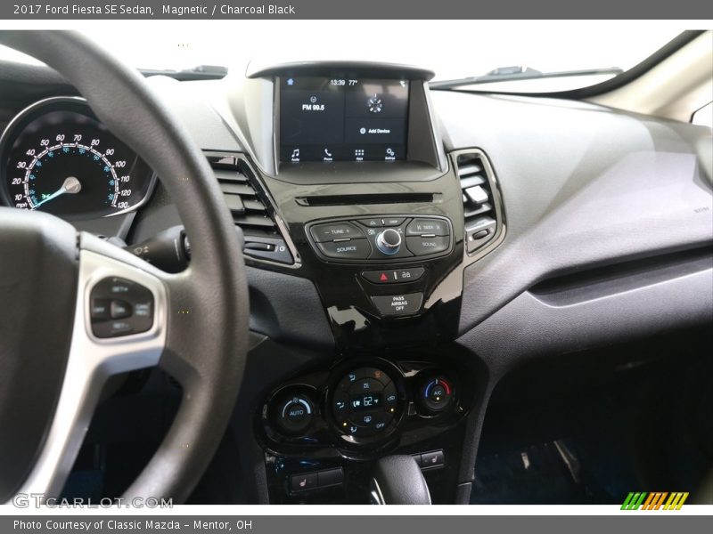 Magnetic / Charcoal Black 2017 Ford Fiesta SE Sedan