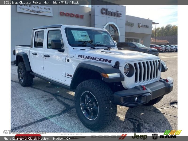 Bright White / Black 2021 Jeep Gladiator Rubicon 4x4