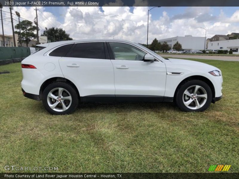 Fuji White / Ebony 2020 Jaguar F-PACE 25t Premium
