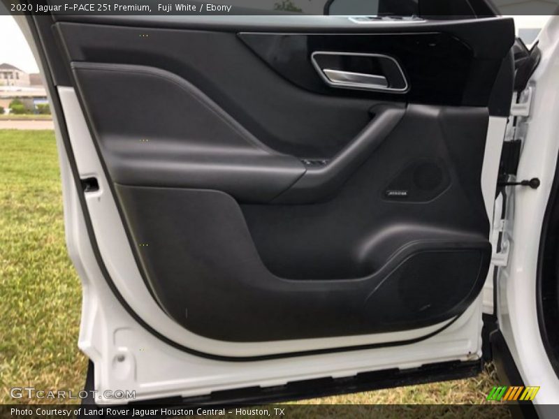 Fuji White / Ebony 2020 Jaguar F-PACE 25t Premium