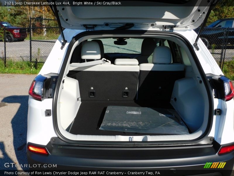 Bright White / Ski Gray/Black 2021 Jeep Cherokee Latitude Lux 4x4