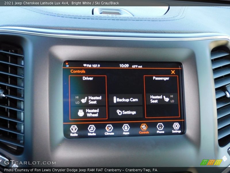 Bright White / Ski Gray/Black 2021 Jeep Cherokee Latitude Lux 4x4