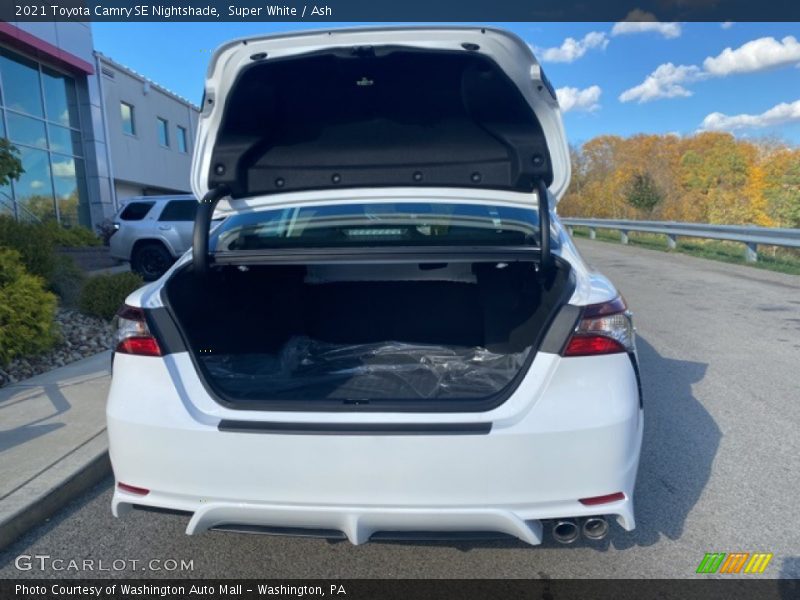 Super White / Ash 2021 Toyota Camry SE Nightshade