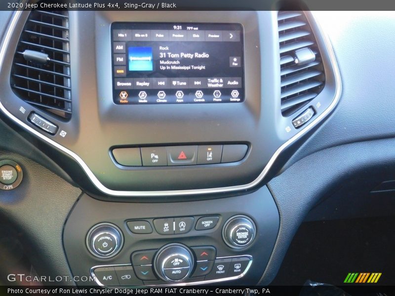 Sting-Gray / Black 2020 Jeep Cherokee Latitude Plus 4x4