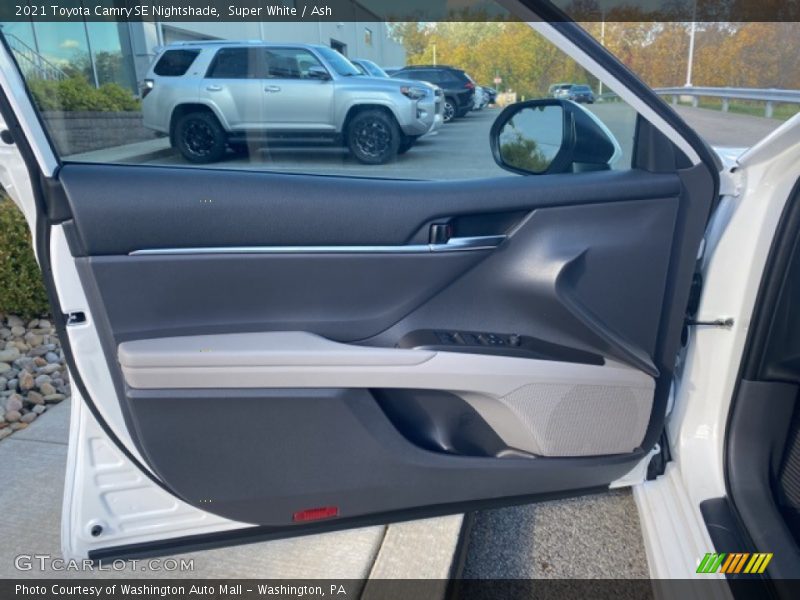 Super White / Ash 2021 Toyota Camry SE Nightshade