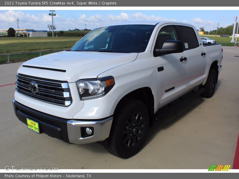 Super White / Graphite 2021 Toyota Tundra SR5 CrewMax 4x4