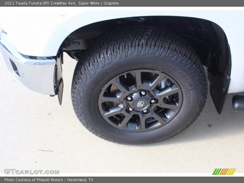 Super White / Graphite 2021 Toyota Tundra SR5 CrewMax 4x4