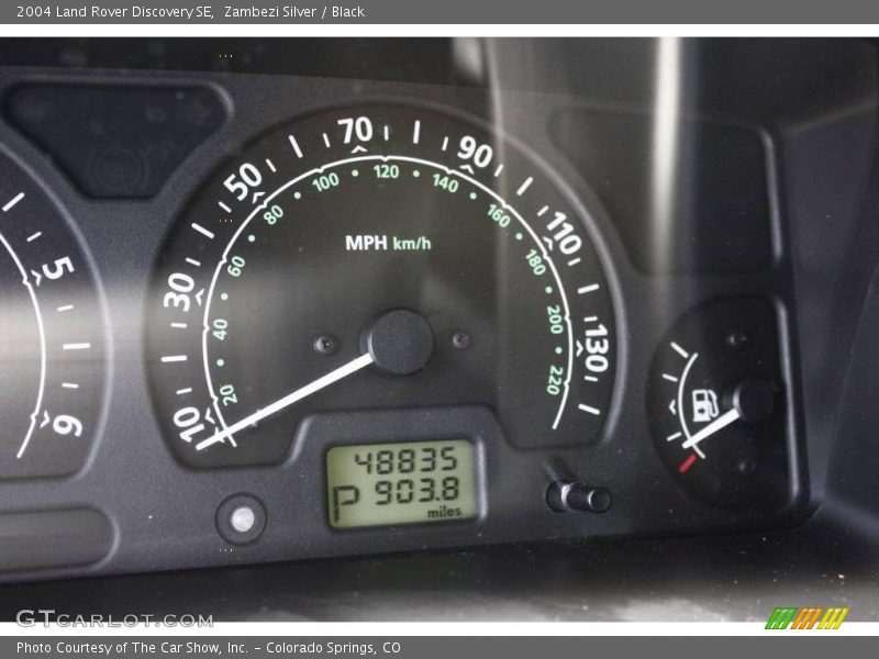 Zambezi Silver / Black 2004 Land Rover Discovery SE