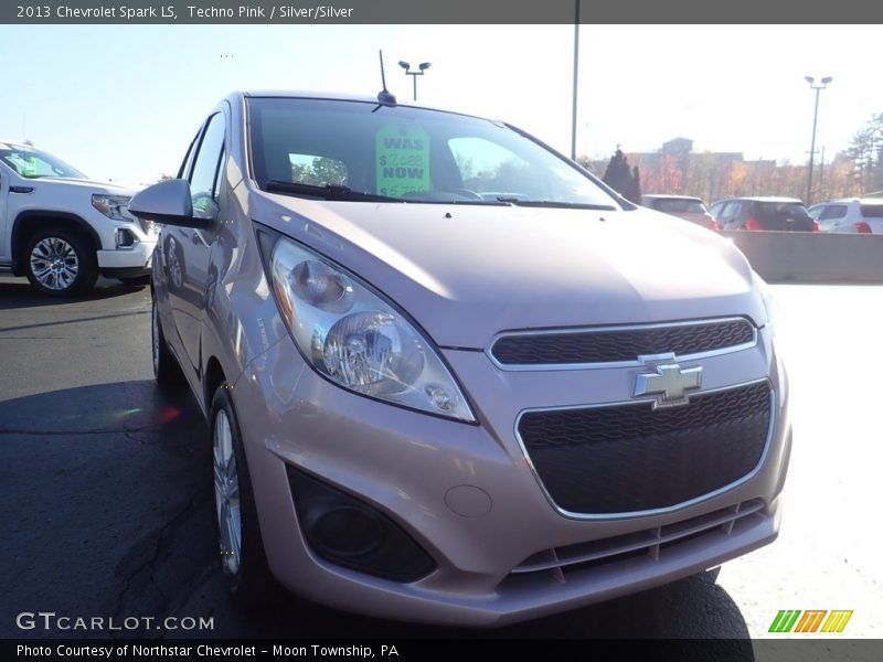 Techno Pink / Silver/Silver 2013 Chevrolet Spark LS