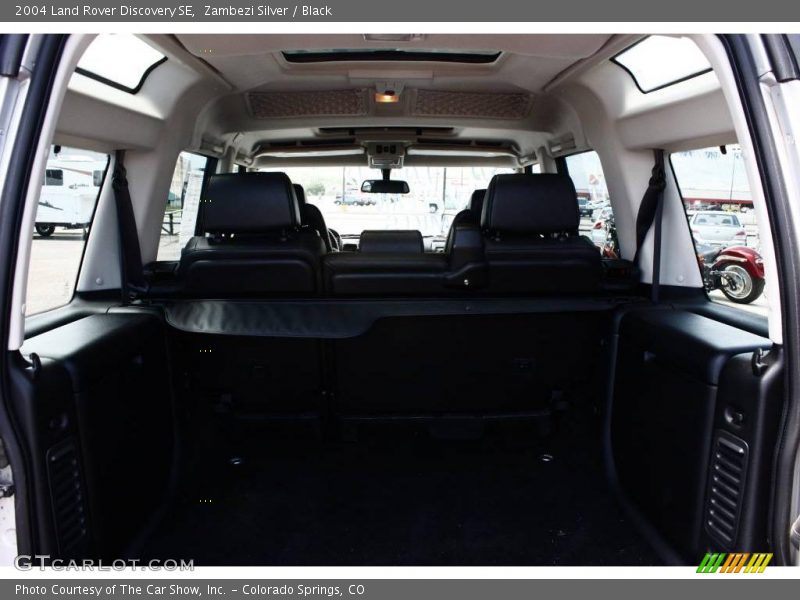 Zambezi Silver / Black 2004 Land Rover Discovery SE