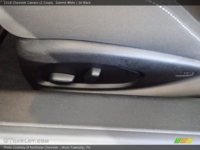 Summit White / Jet Black 2018 Chevrolet Camaro LS Coupe