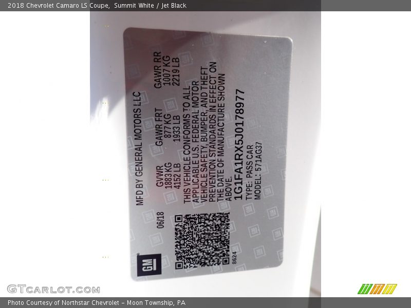 Summit White / Jet Black 2018 Chevrolet Camaro LS Coupe