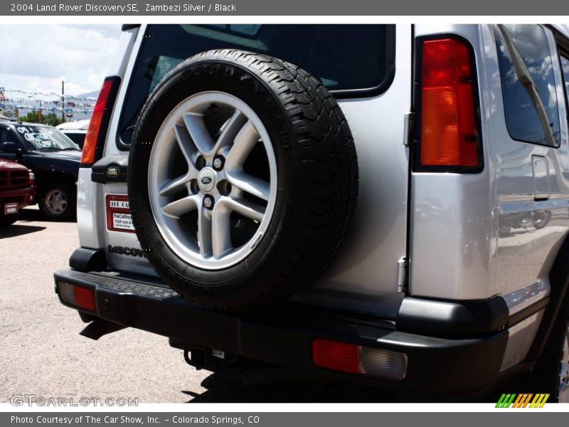 Zambezi Silver / Black 2004 Land Rover Discovery SE