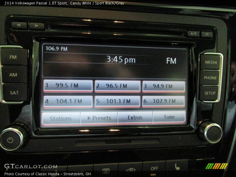 Audio System of 2014 Passat 1.8T Sport