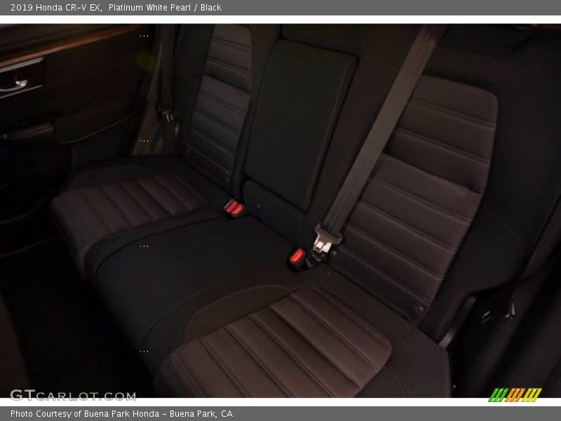 Platinum White Pearl / Black 2019 Honda CR-V EX