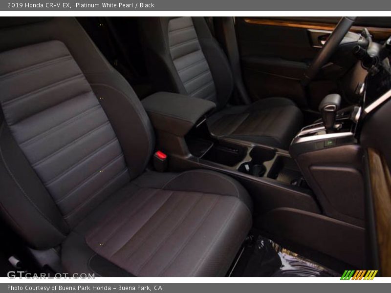 Platinum White Pearl / Black 2019 Honda CR-V EX