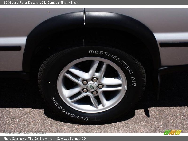 Zambezi Silver / Black 2004 Land Rover Discovery SE