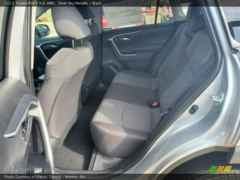 Silver Sky Metallic / Black 2021 Toyota RAV4 XLE AWD