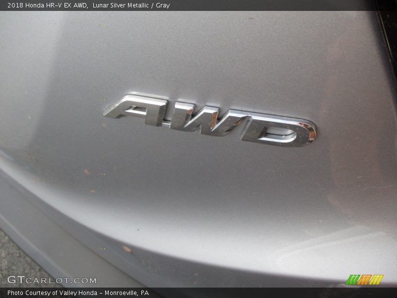 Lunar Silver Metallic / Gray 2018 Honda HR-V EX AWD
