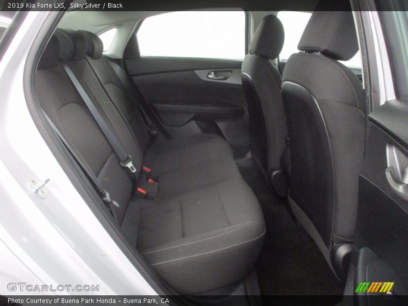 Silky Silver / Black 2019 Kia Forte LXS