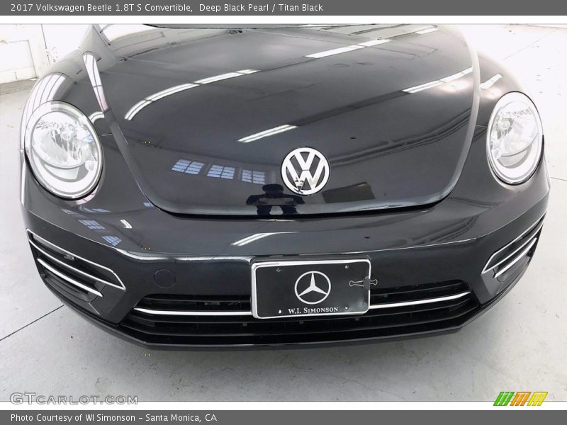 Deep Black Pearl / Titan Black 2017 Volkswagen Beetle 1.8T S Convertible