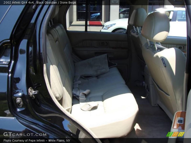 Black Obsidian / Stone Beige 2002 Infiniti QX4 4x4