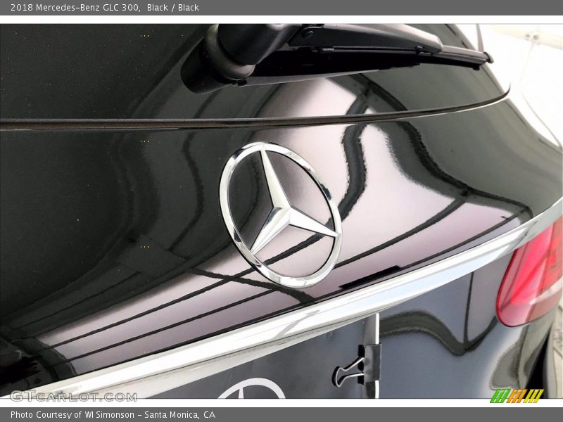 Black / Black 2018 Mercedes-Benz GLC 300