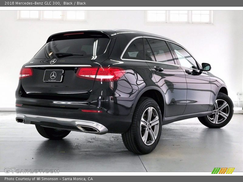 Black / Black 2018 Mercedes-Benz GLC 300