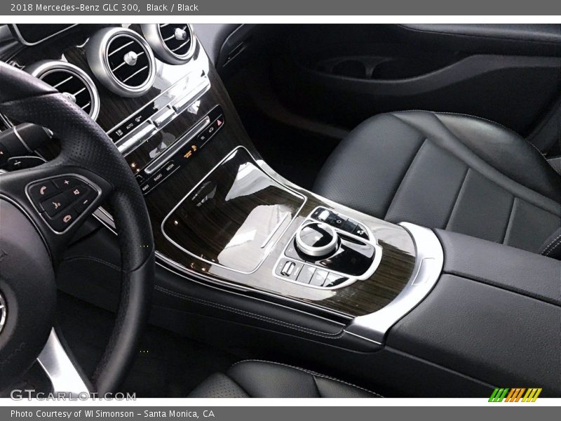 Black / Black 2018 Mercedes-Benz GLC 300