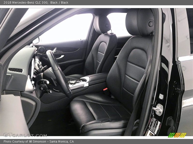 Black / Black 2018 Mercedes-Benz GLC 300