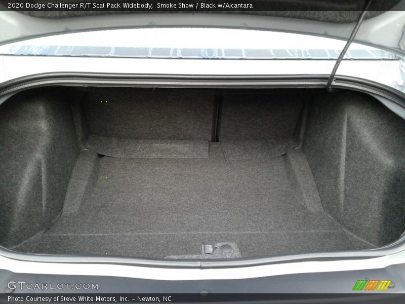  2020 Challenger R/T Scat Pack Widebody Trunk
