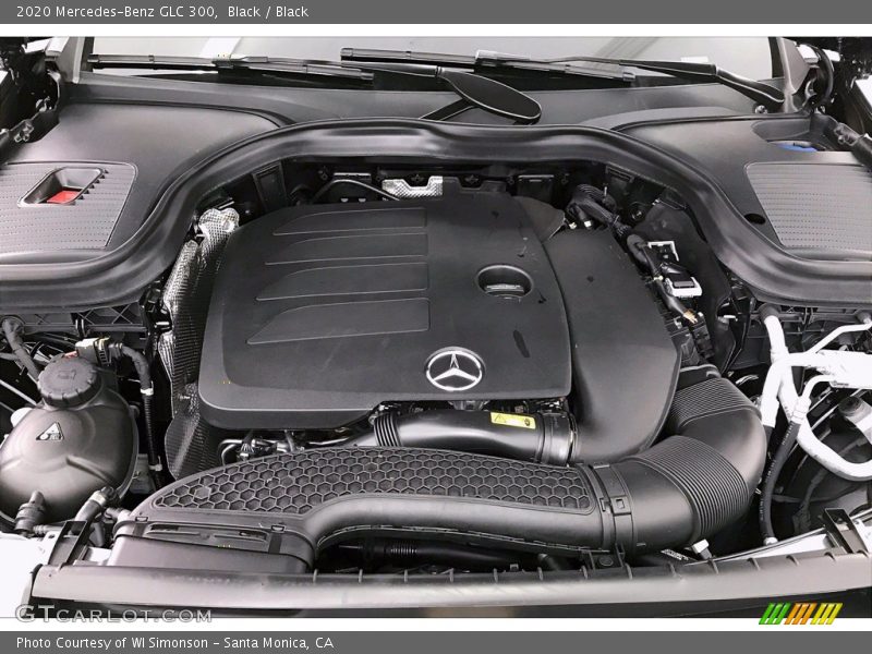 Black / Black 2020 Mercedes-Benz GLC 300