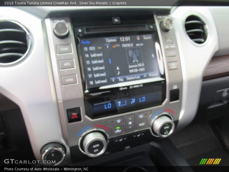 Silver Sky Metallic / Graphite 2019 Toyota Tundra Limited CrewMax 4x4
