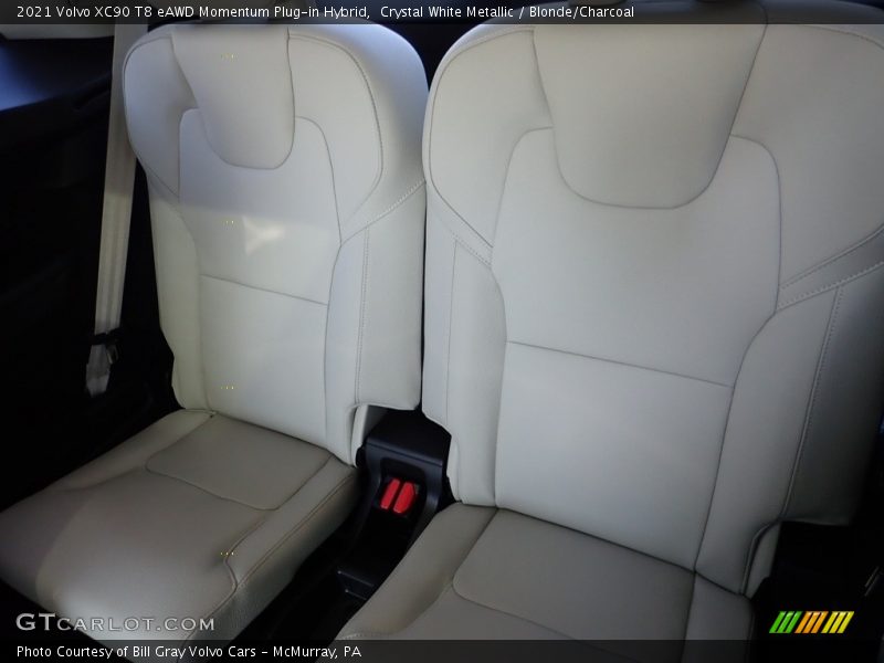 Rear Seat of 2021 XC90 T8 eAWD Momentum Plug-in Hybrid