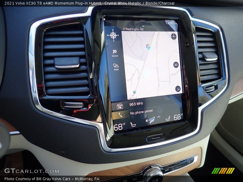 Navigation of 2021 XC90 T8 eAWD Momentum Plug-in Hybrid