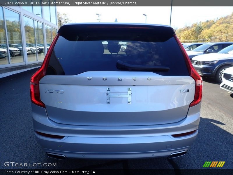 Bright Silver Metallic / Blonde/Charcoal 2021 Volvo XC90 T6 AWD Momentum