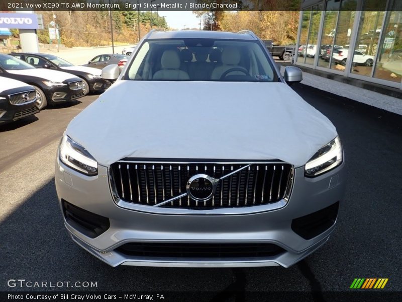Bright Silver Metallic / Blonde/Charcoal 2021 Volvo XC90 T6 AWD Momentum
