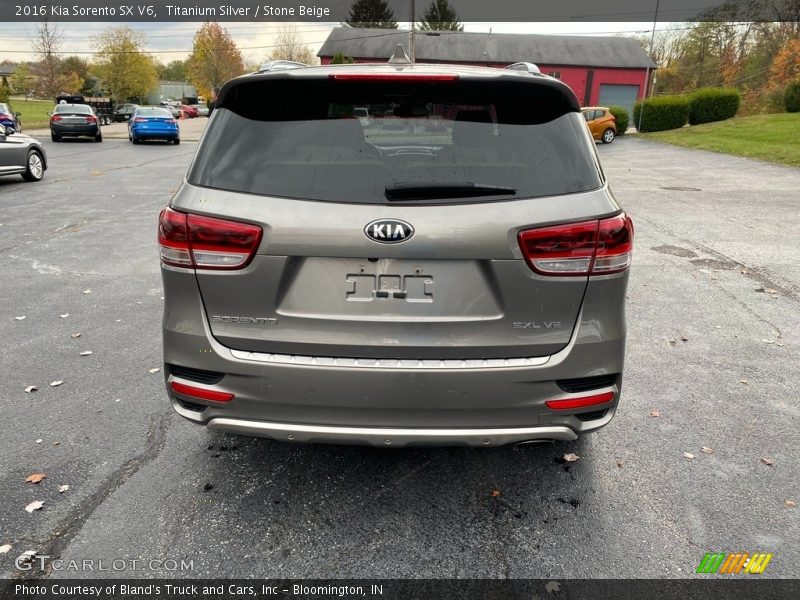 Titanium Silver / Stone Beige 2016 Kia Sorento SX V6