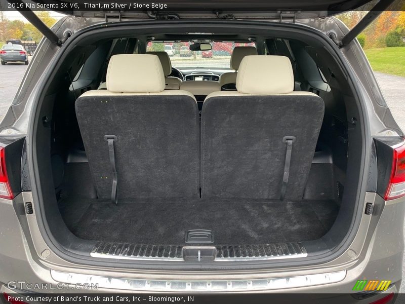 Titanium Silver / Stone Beige 2016 Kia Sorento SX V6