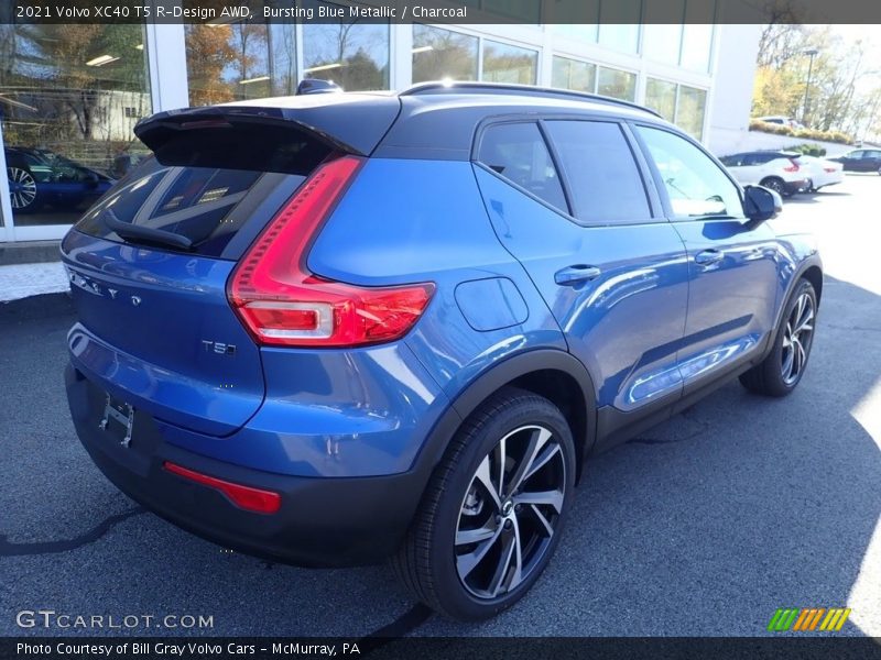 Bursting Blue Metallic / Charcoal 2021 Volvo XC40 T5 R-Design AWD