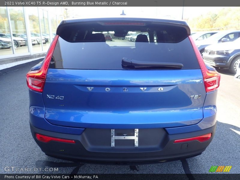 Bursting Blue Metallic / Charcoal 2021 Volvo XC40 T5 R-Design AWD