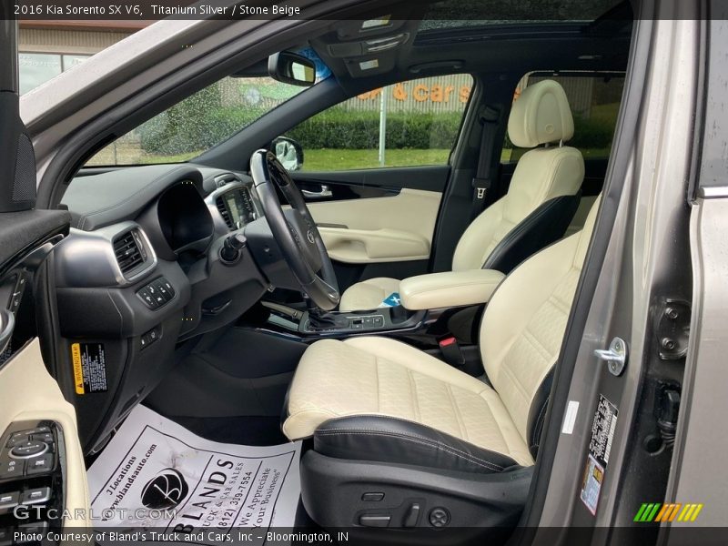 Titanium Silver / Stone Beige 2016 Kia Sorento SX V6